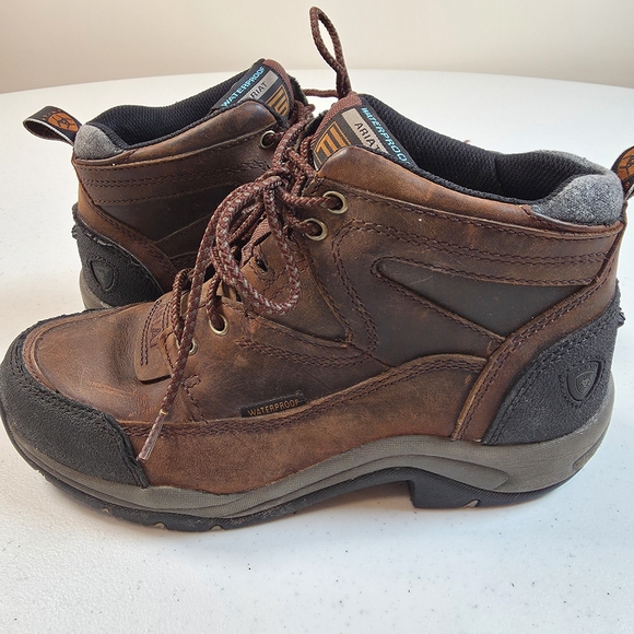 Ariat Brown Waterproof Women's Boots - Picture 3 of 12